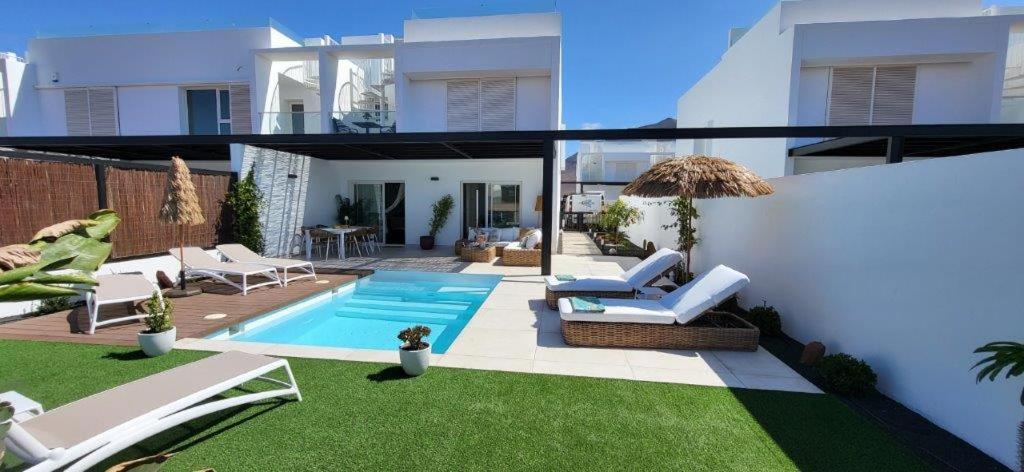 Serena Holiday Homes By Livvo Playa Blanca  Exterior foto